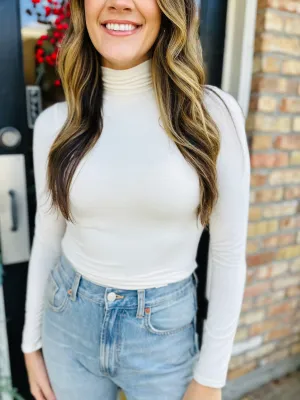 Dua LS Turtleneck Knit Top- Ivory